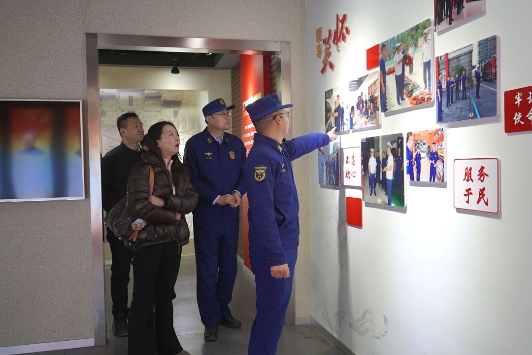 98d5d7515d9a950371a8efe1e4c11638.jpg 98d5d7515d9a950371a8efe1e4c11638.jpg