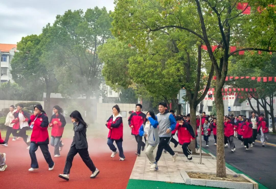 cb9fdf79c67ddee301efdf5bc8b5c898.jpg cb9fdf79c67ddee301efdf5bc8b5c898.jpg