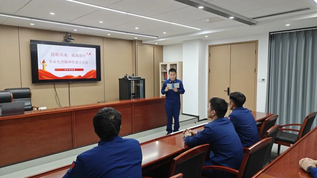 c7bab939f1e6680f366787064f028f5a.jpg c7bab939f1e6680f366787064f028f5a.jpg