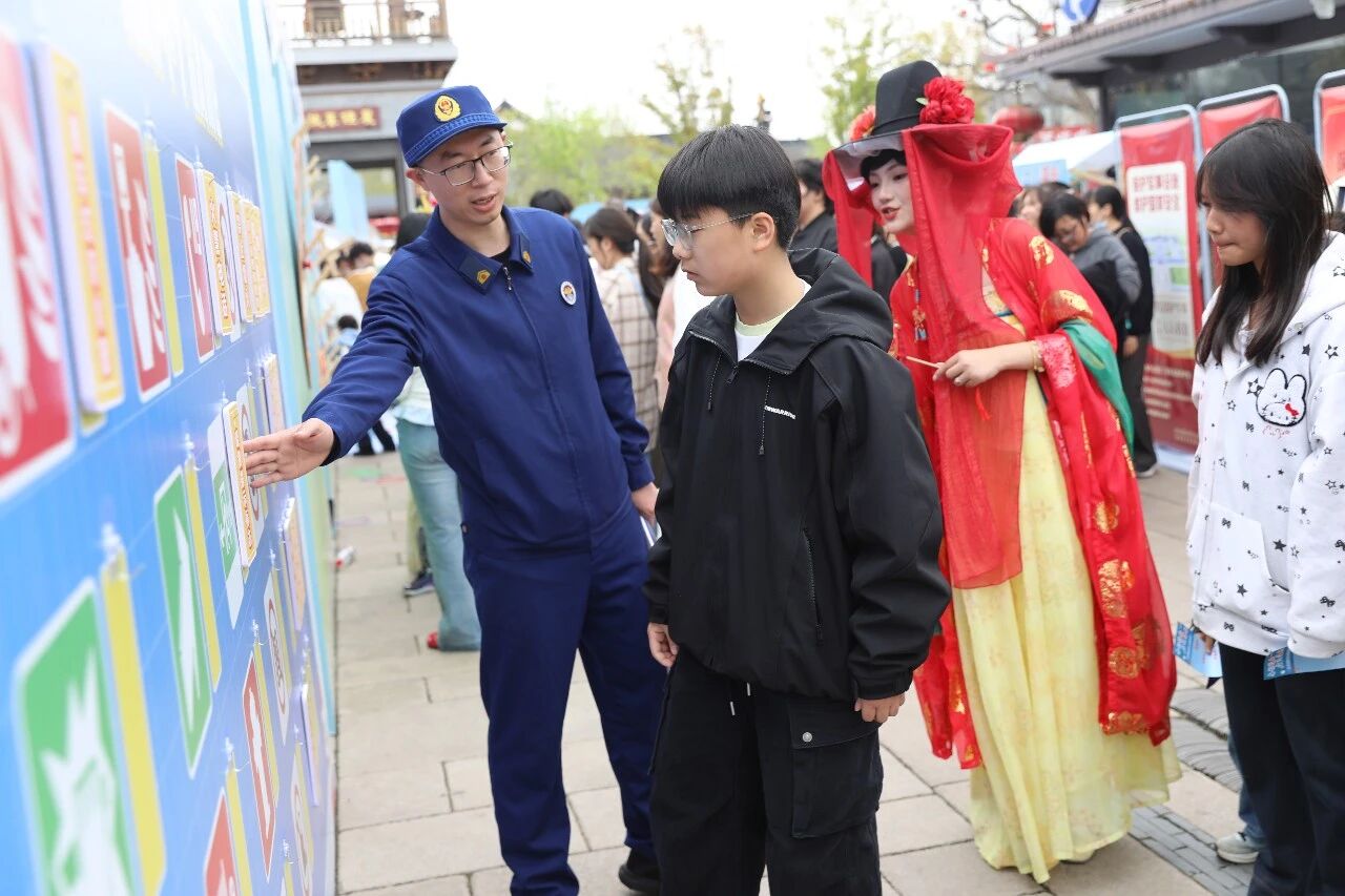 dc0679705756b039f426e271dc9d7d8d.jpg dc0679705756b039f426e271dc9d7d8d.jpg