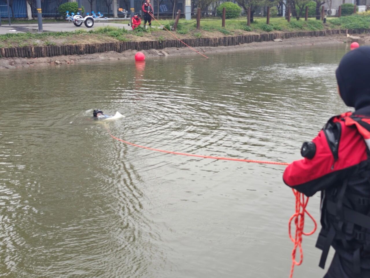 62832146a15114039c8856fe7b52ca04.jpg 62832146a15114039c8856fe7b52ca04.jpg