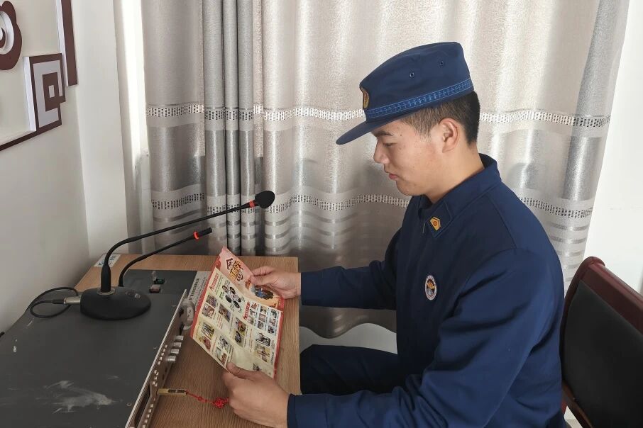 ced76d0ca2a7951a9b5393d5e73a74f5.jpg ced76d0ca2a7951a9b5393d5e73a74f5.jpg