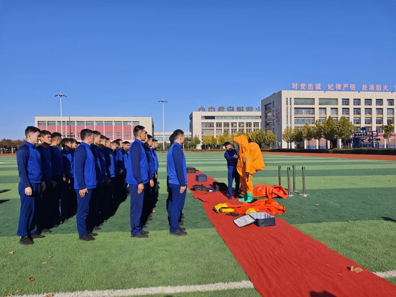 2698950dc30d8ef80ce7e2eb8acd0d58.jpg 2698950dc30d8ef80ce7e2eb8acd0d58.jpg