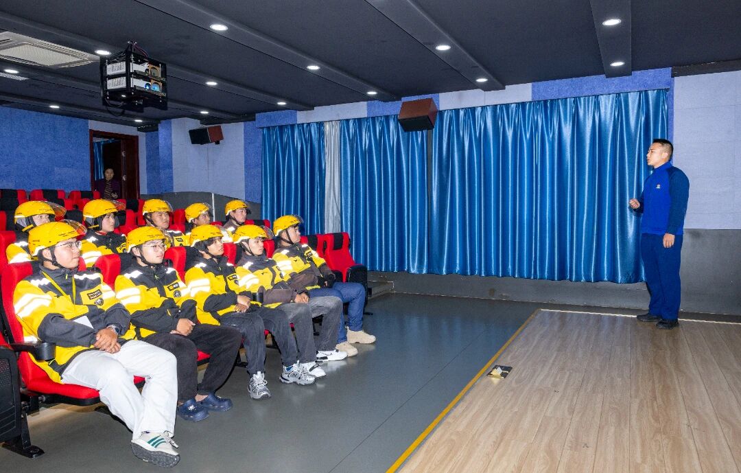 d52e64039b06424de3f64005911f650e.jpg d52e64039b06424de3f64005911f650e.jpg