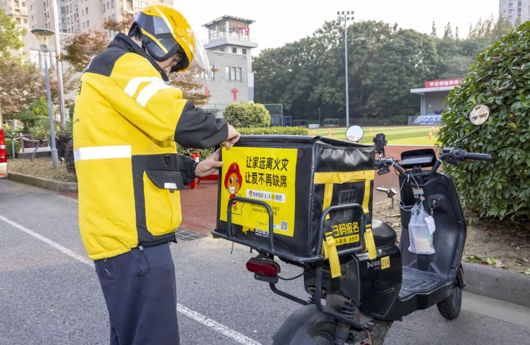 0fd605db3afe84b7b6136d4727b2c32c.jpg 0fd605db3afe84b7b6136d4727b2c32c.jpg