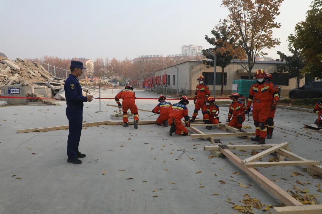 5bd73c35041ae9d3046a3a0de4144059.jpg 5bd73c35041ae9d3046a3a0de4144059.jpg